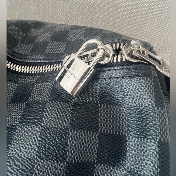 (SOLD)Louis Vuitton Damier Graphite Keepall 45 - Picture 5 of 15